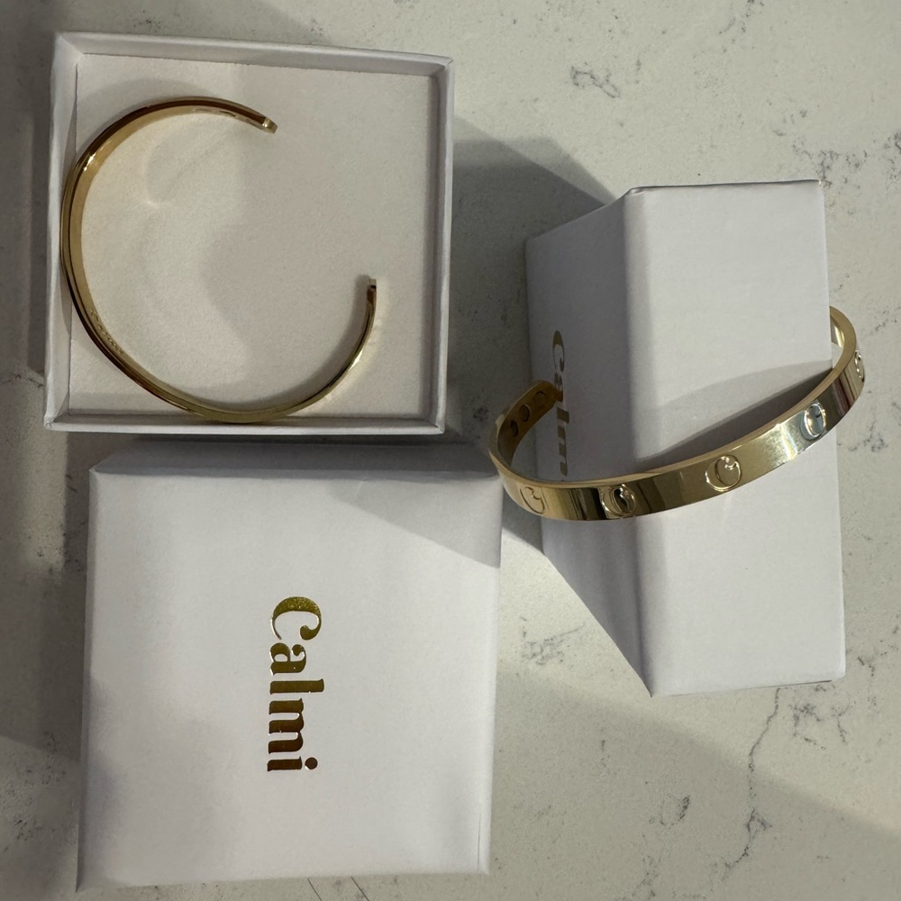 Calmi Gold Cuff Bracelet for Women